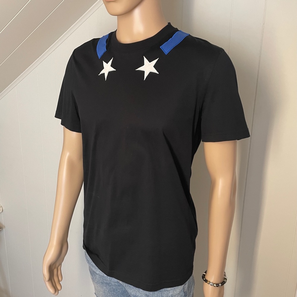Givenchy - Picture 4 of 8